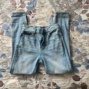 American Eagle High Rise Ripped Mom Jeans